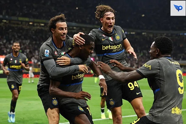 Selebrasi Pemain Inter Milan usai meraih kemenangan atas Udinese pada pekan keempat Liga Italia. (Sumber: Getty images/Luca Amedeo Bizzari)